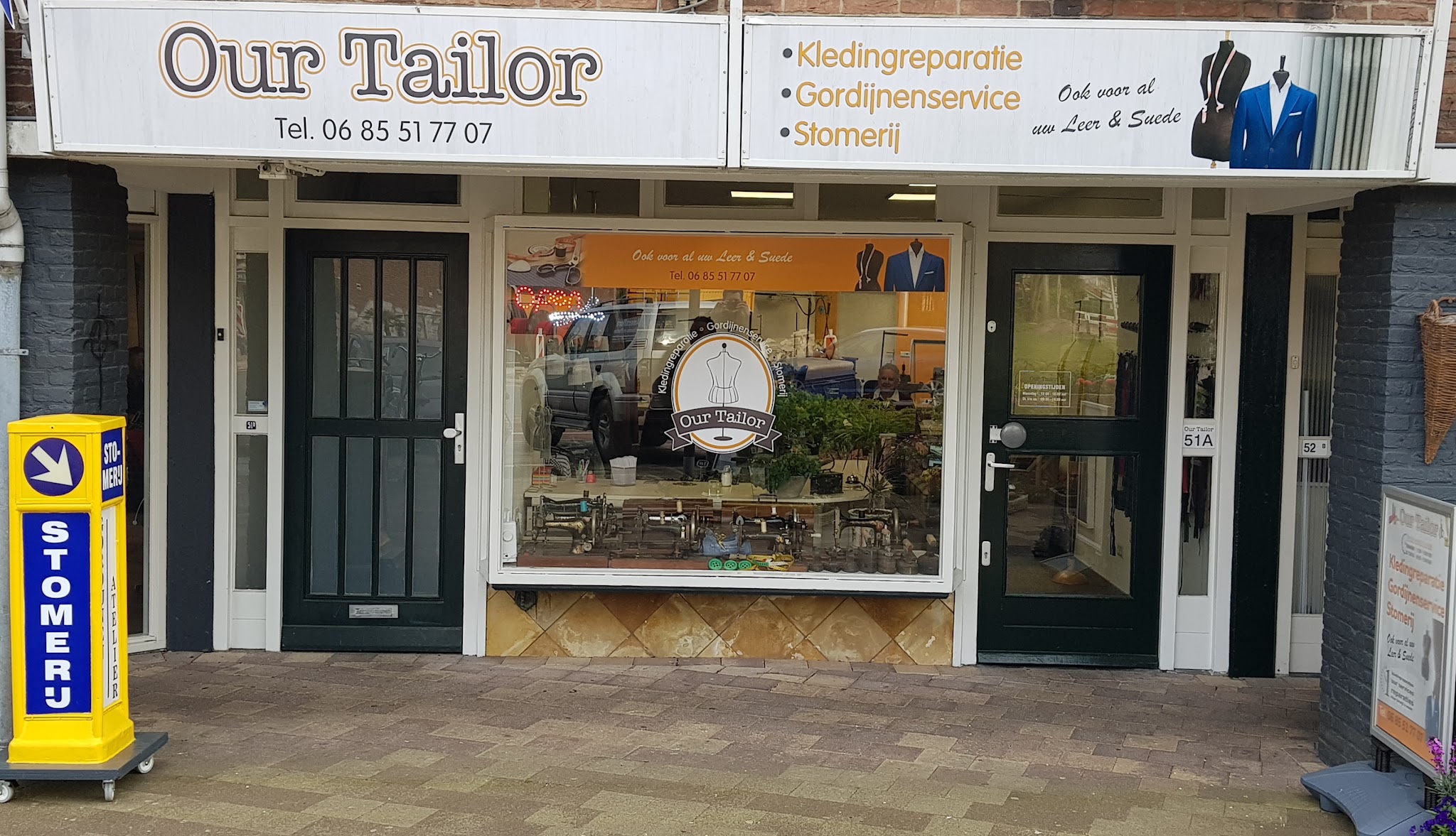 De winkel van Our Tailor aan het Euterpeplein in Amersfoort